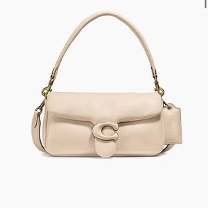Coach Pillow Tabby 26 in Ivory ✨ excellent condition